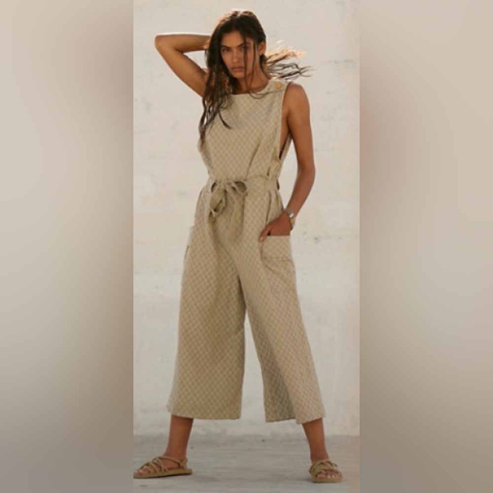 Free People She’s a Catch Wide Leg Cropped Jumpsuit Waffle Knit - Picture 9 of 9